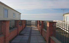 Park Home At Golden Sands Holiday Park N.Wales
